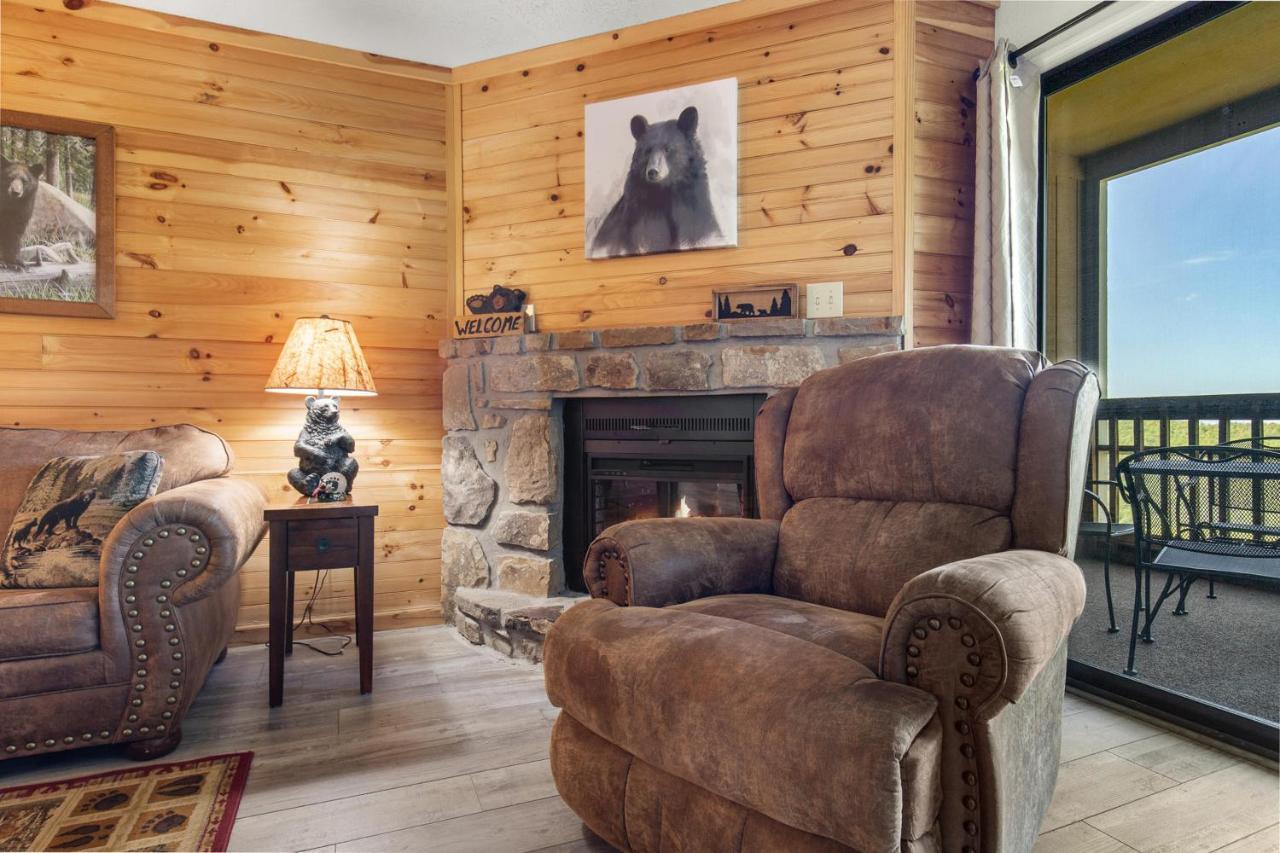 Bear Cub Retreat Daire Gatlinburg Dış mekan fotoğraf